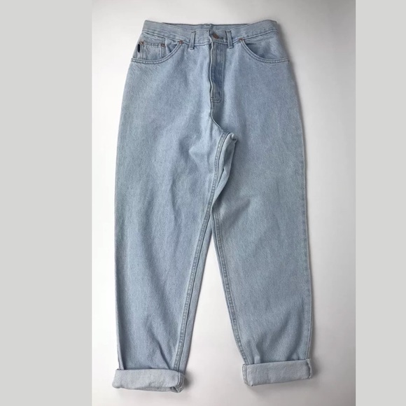 SOLD Vintage 80s Chic High Waist Mom Jeans Wash - Picture 3 of 6